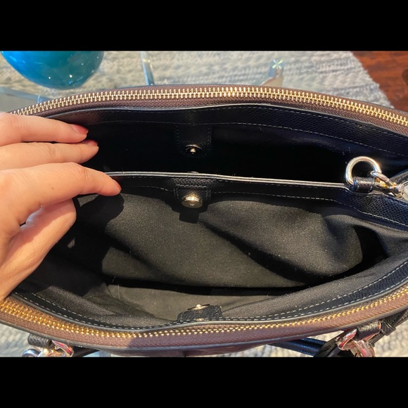 Coach handbag/ crossbody - Picture 7 of 10